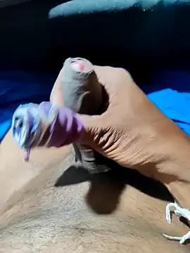 Snapshot of DICKLANKA chatting on September 22, 2025, 5:48 pm DICKLANKA online show from September 22, 2025, 5:48 pm