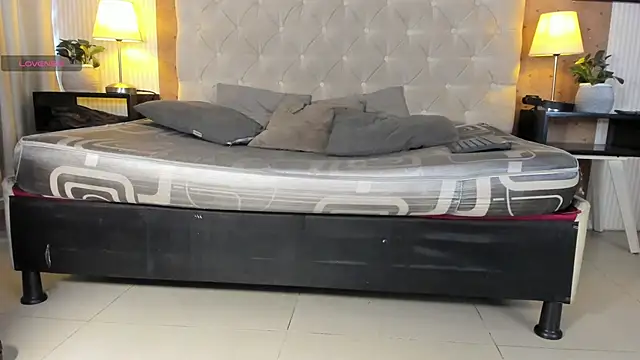 liam twiink online show from November 5, 2025, 7:25 pm