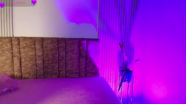 Missdionne curly online show from March 11, 2026, 11:27 am