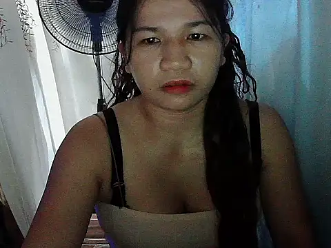 Hot aya0516 online show from November 17, 2025, 4:40 am