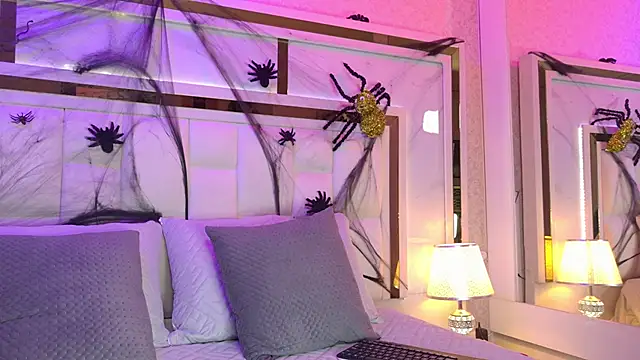 samanthaa sm online show from October 30, 2025, 12:06 pm