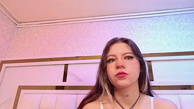 Snapshot of samanthaa_sm chatting on February 19, 2026, 12:01 pm samanthaa sm online show from February 19, 2026, 12:01 pm