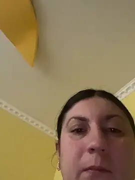 Snapshot of oksana1990 chatting on November 11, 2025, 6:57 am oksana1990 online show from November 11, 2025, 6:57 am