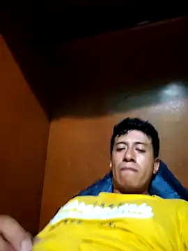 Carlos27hot online show from October 24, 2025, 12:30 am