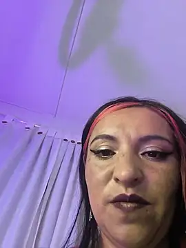 Alisson Stonee online show from July 25, 2026, 4:10 am