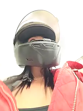  Luna-1 online show from November 19, 2025, 3:12 pm