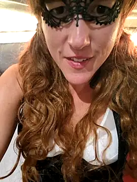 Naughty-Layla online show from October 6, 2025, 5:43 pm