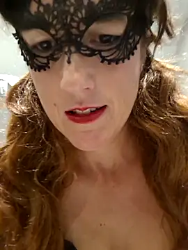 Naughty-Layla online show from October 8, 2025, 3:09 pm