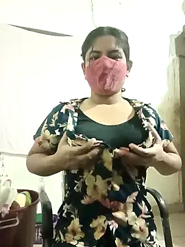 Snapshot of Shazfairy chatting on October 28, 2025, 9:06 pm Shazfairy online show from October 28, 2025, 9:06 pm