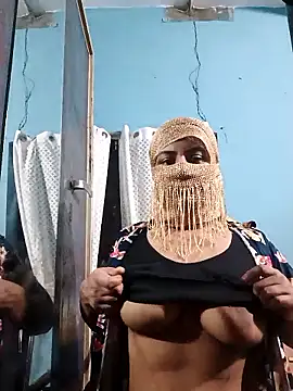 Snapshot of Shazfairy chatting on March 31, 2026, 8:09 pm Shazfairy online show from March 31, 2026, 8:09 pm