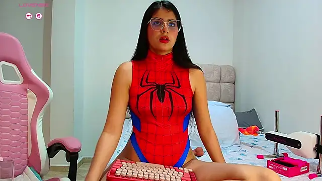 Julieta Rose19 online show from February 6, 2026, 12:48 am