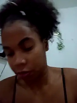 Snapshot of PrettahSantos chatting on September 27, 2025, 2:38 am PrettahSantos online show from September 27, 2025, 2:38 am