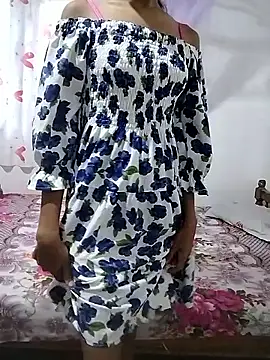 maduwanthi9328 online show from May 7, 2026, 6:41 am