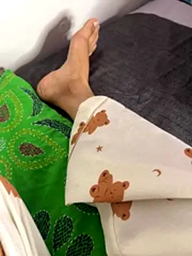 harddddddddick online show from November 2, 2025, 5:59 pm