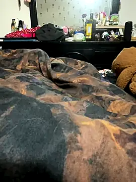 Snapshot of harddddddddick chatting on November 4, 2025, 7:07 am harddddddddick online show from November 4, 2025, 7:07 am