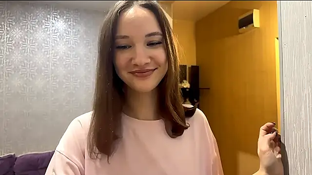 Kimi Kiwi online show from October 21, 2025, 3:46 pm