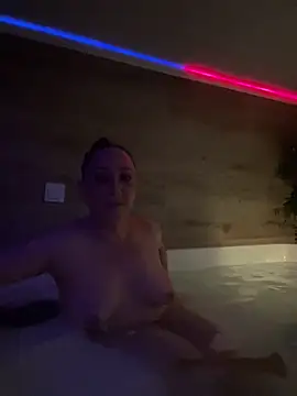 Reine du Vice84 online show from February 23, 2026, 1:36 am