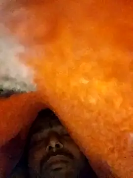 Snapshot of chatting on November 14, 2025, 6:56 am online show from November 14, 2025, 6:56 am