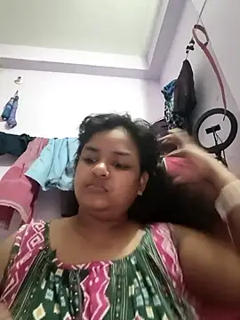 Deborbhavi222 online show from May 20, 2026, 3:51 pm