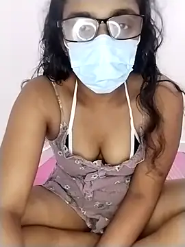 Snapshot of sexybolegirl chatting on February 13, 2026, 5:53 pm sexybolegirl online show from February 13, 2026, 5:53 pm