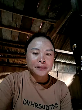 xuxulovezz online show from October 15, 2025, 12:22 am