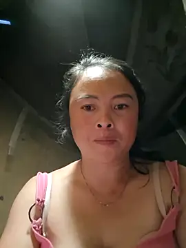 xuxulovezz online show from October 23, 2025, 12:59 pm