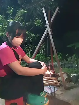 Helen-Tran online show from October 25, 2025, 12:56 pm