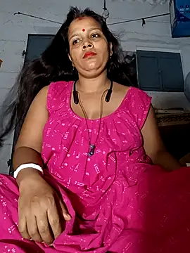 Snapshot of reya743 chatting on October 27, 2025, 4:33 pm reya743 online show from October 27, 2025, 4:33 pm