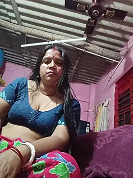 reya743 online show from February 4, 2026, 11:20 pm