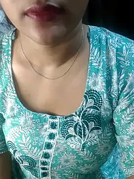 Snapshot of -Anushka01 chatting on November 12, 2025, 2:50 pm -Anushka01 online show from November 12, 2025, 2:50 pm