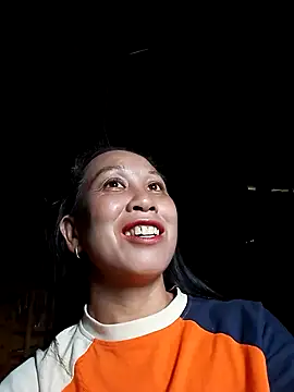 vtmbae online show from October 27, 2025, 3:43 am