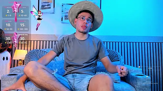 Snapshot of marcuswildx chatting on October 15, 2025, 6:52 pm marcuswildx online show from October 15, 2025, 6:52 pm