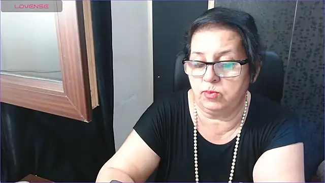 MissSanjanne online show from September 11, 2025, 6:02 am