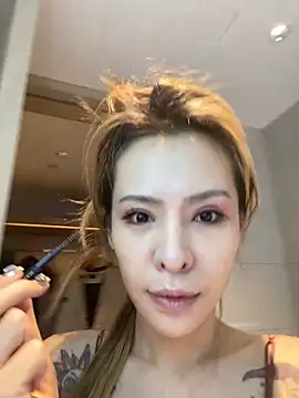 miumiu-66 online show from November 27, 2025, 1:35 pm