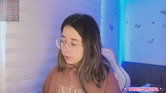 sweettvera online show from March 18, 2026, 6:11 pm