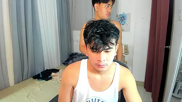 Snapshot of JuliuswildCock chatting on November 13, 2025, 5:28 am JuliuswildCock online show from November 13, 2025, 5:28 am