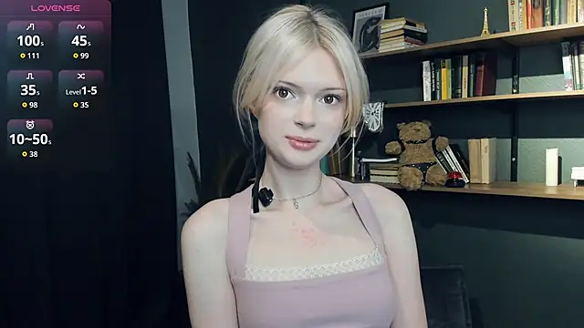 LaureMestler online show from January 15, 2026, 1:16 pm