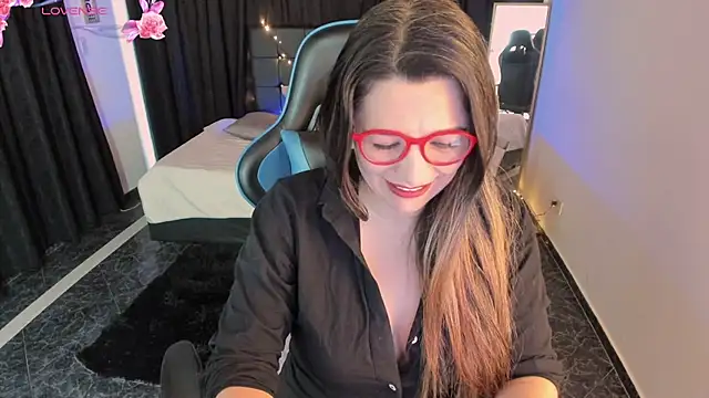 Hanna MA online show from November 1, 2025, 1:13 pm