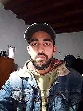 Juli eclipse online show from September 22, 2025, 10:01 pm