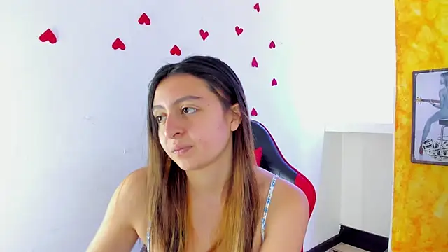 lala clark online show from February 17, 2026, 8:26 pm