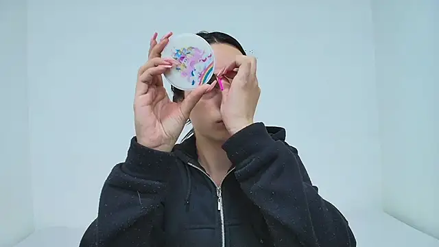 Emilie Soler12 online show from October 29, 2025, 10:22 pm