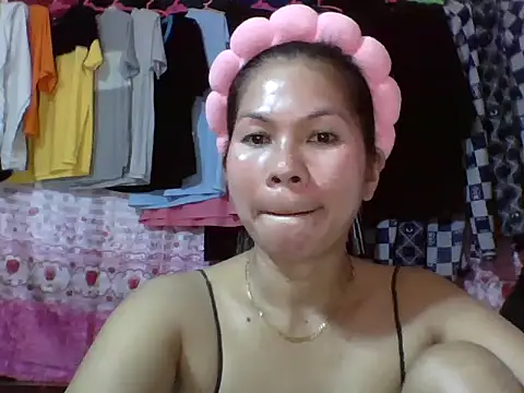 sexyanne1988 online show from February 15, 2026, 12:03 pm