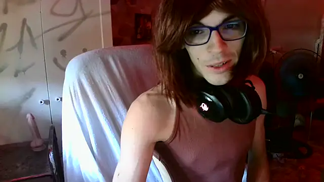 Snapshot of DairaxSissy_ chatting on September 29, 2025, 10:31 am DairaxSissy online show from September 29, 2025, 10:31 am