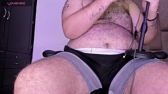 big bearr online show from April 21, 2026, 10:56 pm