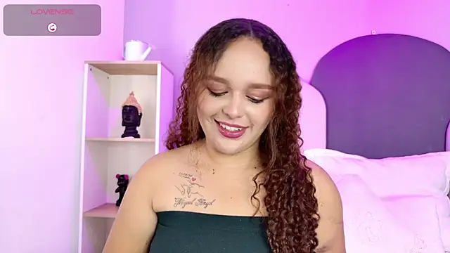 CamilaGomez149 online show from July 21, 2026, 6:43 pm