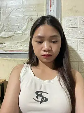 Mayy1 online show from May 8, 2026, 2:39 am