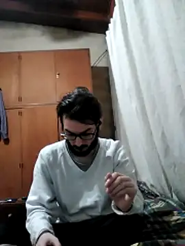 Fefede97  online show from May 12, 2026, 2:03 pm