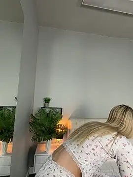 MaryDavies online show from March 17, 2026, 4:39 am