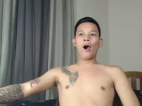 asianmonstercock05 online show from October 14, 2025, 6:47 am