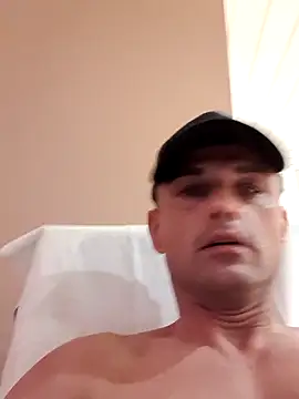 Daniel85Schlam online show from February 8, 2026, 2:26 am